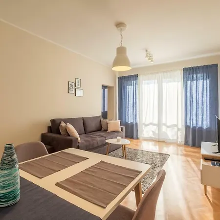 Zaimov's Balcony | Central Two Bedroom Splendid Apartment *
